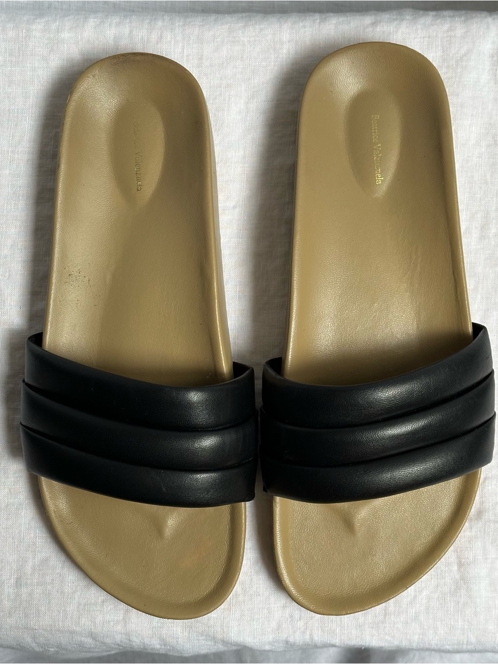 Beatrice Valenzuela Sandalia in Black Sz 9, Quiet Luxury, Summer Staple